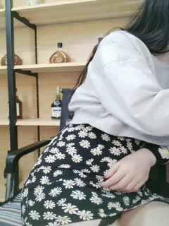 老师撩起裙子让我桶- BD加长免费高清观看